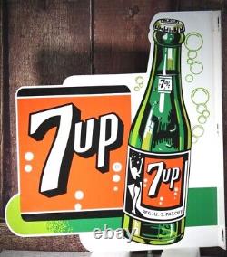 7-UP DOUBLE SIDED WithBRACKET PORCELAIN COLLECTIBLE, RUSTIC, ADVERTISING