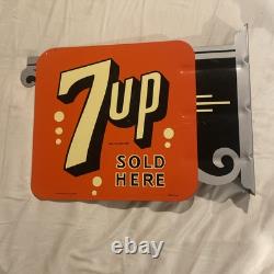 STOUT SIGN CO. LIMITED EDITION DOUBLE SIDED 7UP FLANGE SIGN 925 Prod. USA Made