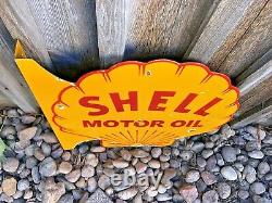 VINTAGE DOUBLE SIDED SHELL MOTOR OIL FLANGE 18.5 x 18 PORCELAIN ENAMEL OIL SIGN