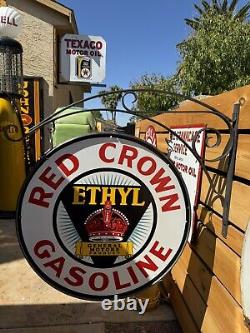 Vintage Design Gm Motor 30 Red Crown With Metal Ring & Bracket Porcelain Sign