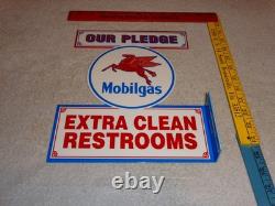Vintage Mobil Mobilgas Clean Restrooms Pegasus 12 X10 Gasoline Oil Flange Sign