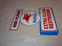 Vintage Mobil Mobilgas Clean Restrooms Pegasus 12 X10 Gasoline Oil Flange Sign