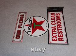 Vintage Texaco Our Pledge Clean Restrooms 11 3/4 Metal Gasoline Oil Flange Sign