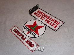 Vintage Texaco Our Pledge Clean Restrooms 11 3/4 Metal Gasoline Oil Flange Sign