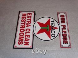 Vintage Texaco Our Pledge Clean Restrooms 11 3/4 Metal Gasoline Oil Flange Sign
