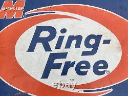 Affiche publicitaire en métal double face Macmillan Ring-Free Motor Oil des années 1960 Vtg 30