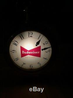 Budweiser Beer Rotating Horloge Double Face Signe Clair Clydesdale Propre Travail