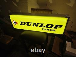 Enseigne double face lumineuse Dunlop