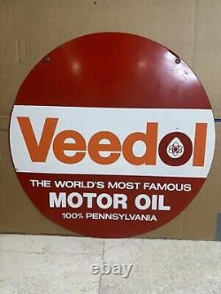 Enseigne en métal lourd double face peinte de la station-service d'origine Veedol Motor Oil.
