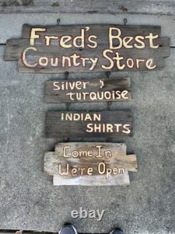 Grand panneau antique rustique en bois suspendu, peint à la main des deux côtés, enseigne commerciale.