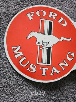 Grand panneau en porcelaine à double face de la société Ford Mustang vintage 17