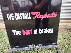 Panneau double face Vintage Raybestos Brake Safety Center de 36 x 24 de Stout Sign Co.
