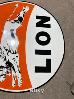 Panneau en émail de lion en porcelaine double face de 36 pouces