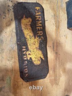Panneau en métal vintage double face Farmers Pride 7x18