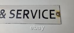 Panneau en porcelaine Vintage Vente & Service Double Face Pompe à Essence Signalisation du Milieu du Siècle
