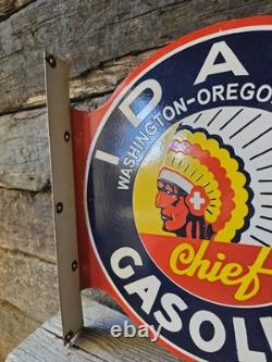 Panneau en porcelaine à double face vintage Idaho Chief Gasoline 17,5 x 17