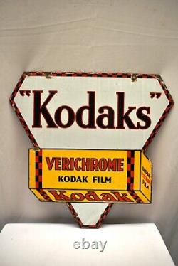 Panneau publicitaire en émail porcelainé double face Vintage Kodak Verichrome 17x17