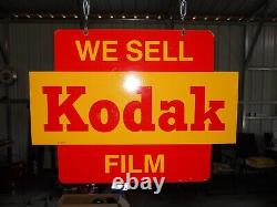 Panneau suspendu double-face 'Vintage We Sell KODAK Film' (Magasin général) 24 x 18