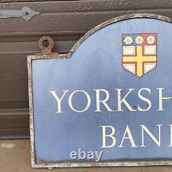 Panneau suspendu double face en émail porcelaine de la Yorkshire Bank