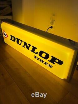 Pneus Dunlop D'époque Double Face Éclairés Des Années 1970 Signe De Concessionnaire Double Face