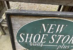 Vintage Country Store Style Double Sided Wood Publicité New Shoe Store Sign